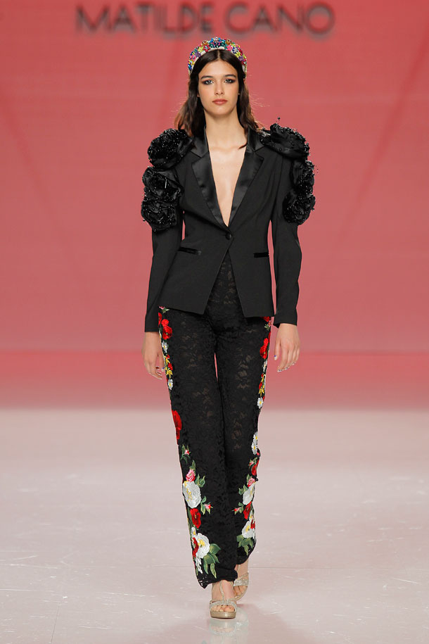 ilovebrides.pt Matilde Cano 2018 Barcelona Bridal Fashion Week 2017